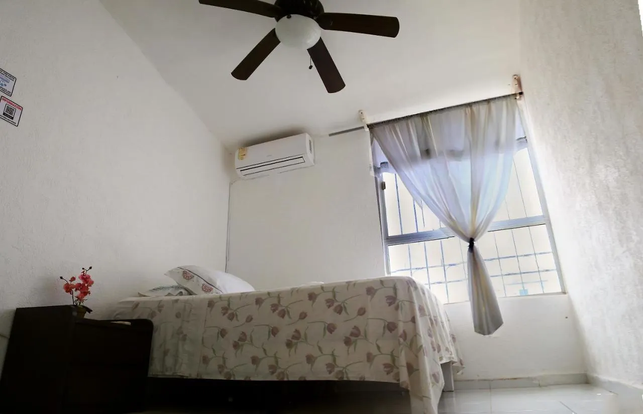 Cómodo Cuarto, Jacuzzi Rooftop, AC Cancún